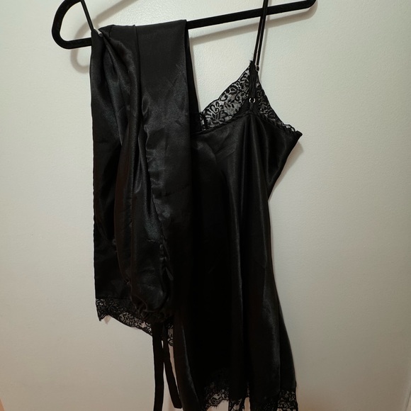 Satin Night Gown & Pyjama Set - Picture 5 of 5